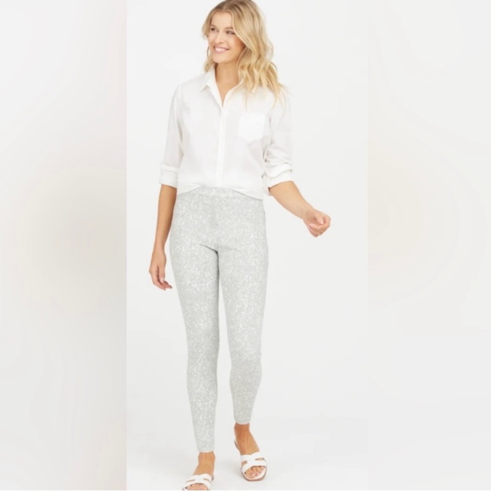 Spanx Jeanish Leggings Tummy Control Stretch High Rise Shapewear Pants Gray